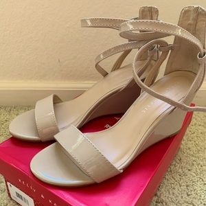 Nude straps wedge sandals